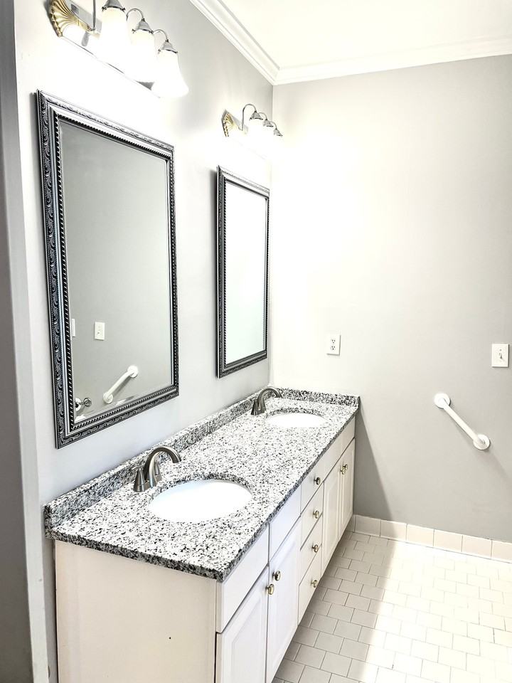 1152 Berwick Rd - Photo 7 of 14