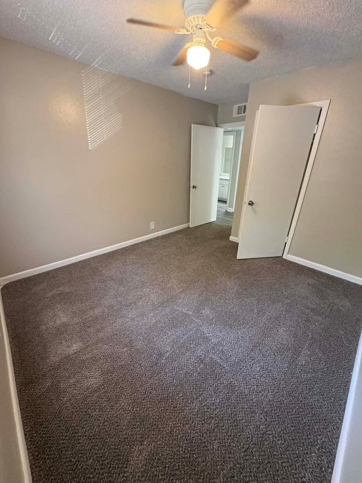 4601 Packard Dr #M108 - Photo 7 of 16