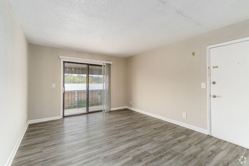 4601 Packard Dr #D254 - Photo 2 of 16