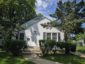 2047 Beverly Pl - Photo 1 of 1