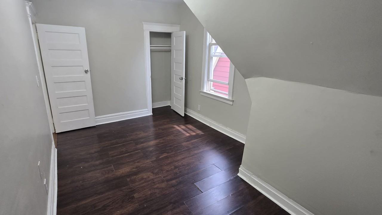 849 S 15th St #3 - Photo 6 of 12