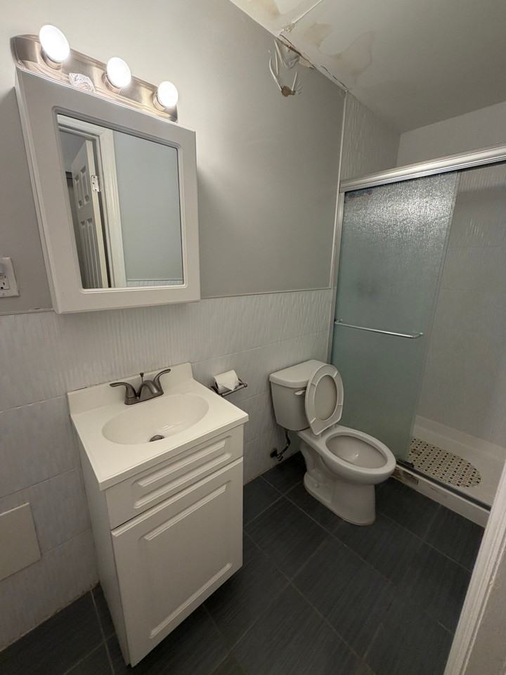 18 Summit St #108 - Photo 3 of 3