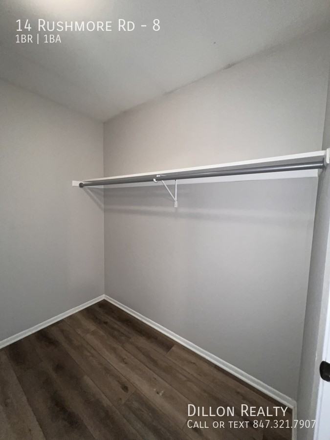 14 Rushmore Rd #8 - Photo 6 of 8