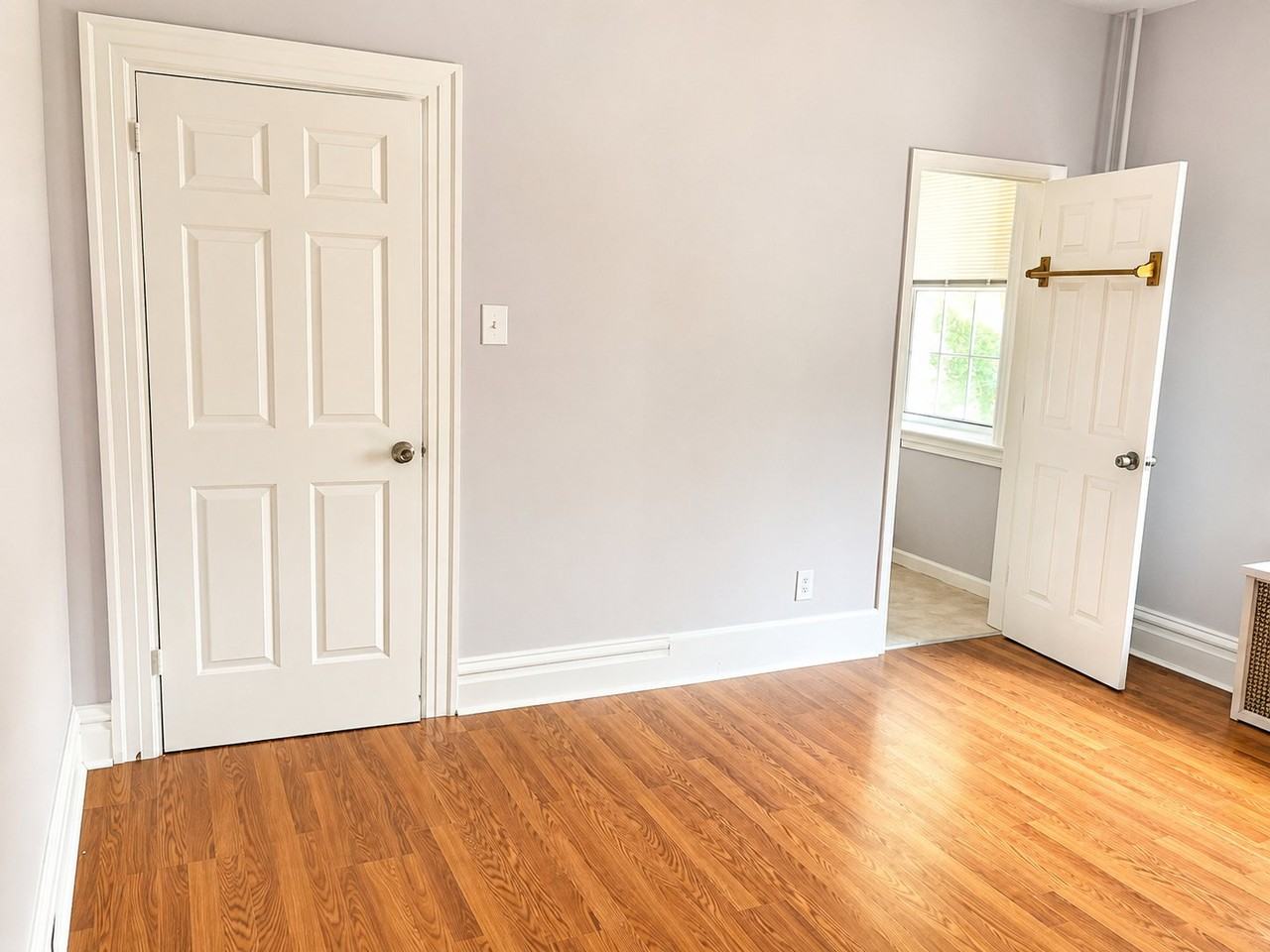 240 S Mathilda St - Photo 4 of 5