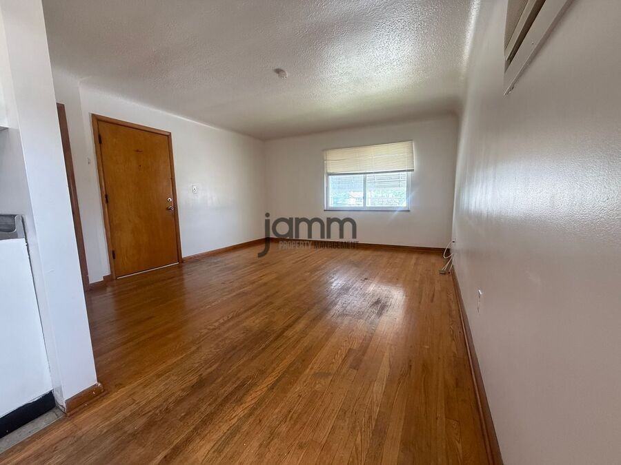 4201 Rocky River Dr - Photo 5 of 10