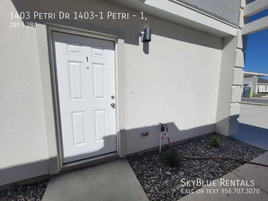 1403 Petri Dr #1 - Photo 3 of 26