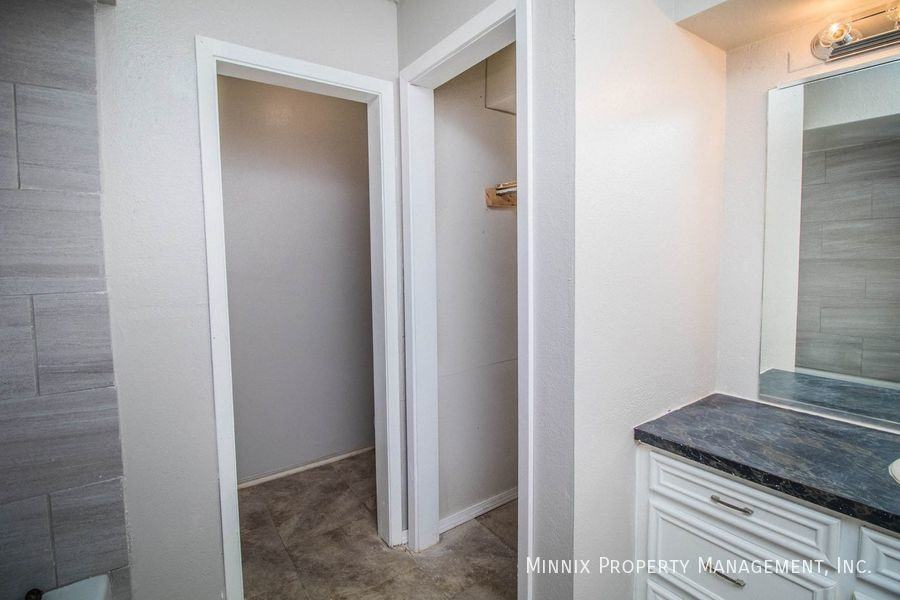 1615 16th St #1B - Photo 5 of 7