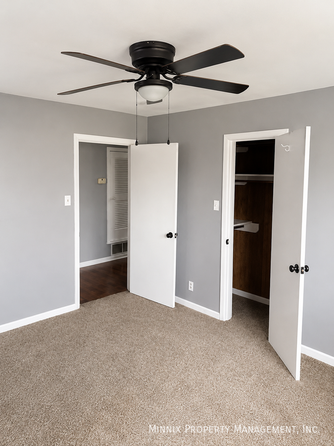 1309 59th St - Photo 5 of 15