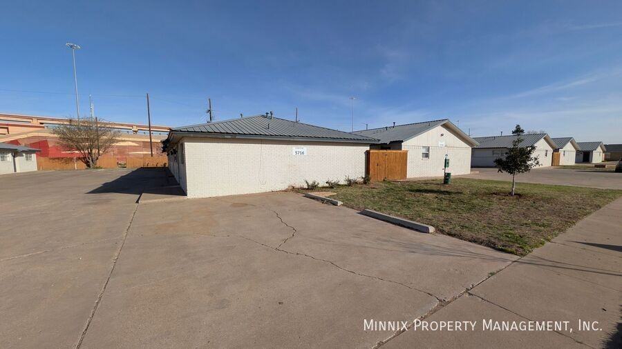 5712 Brownfield Dr #A - Photo 4 of 16