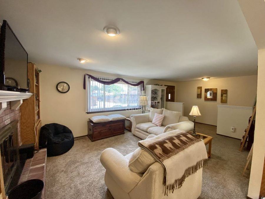 1658 Judson Dr - Photo 5 of 27