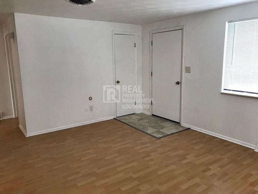 13626 E 13th Pl - Photo 2 of 41