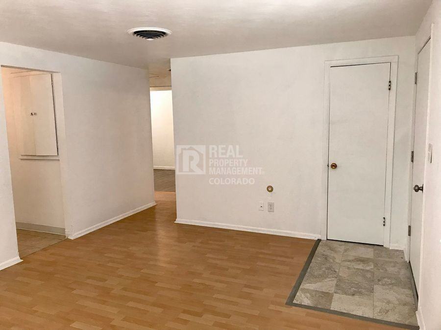13626 E 13th Pl - Photo 3 of 41