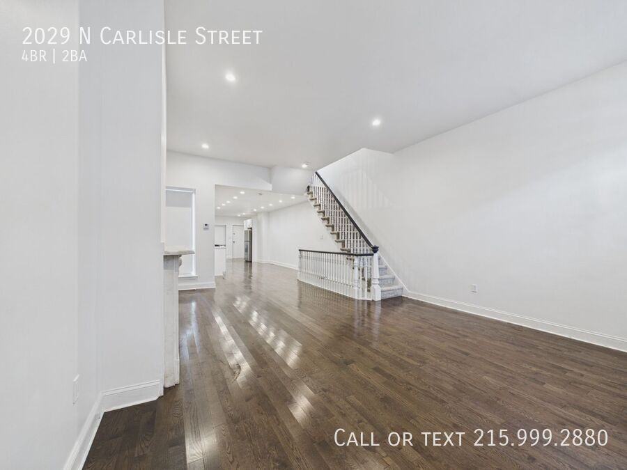 2029 N Carlisle St - Photo 4 of 21