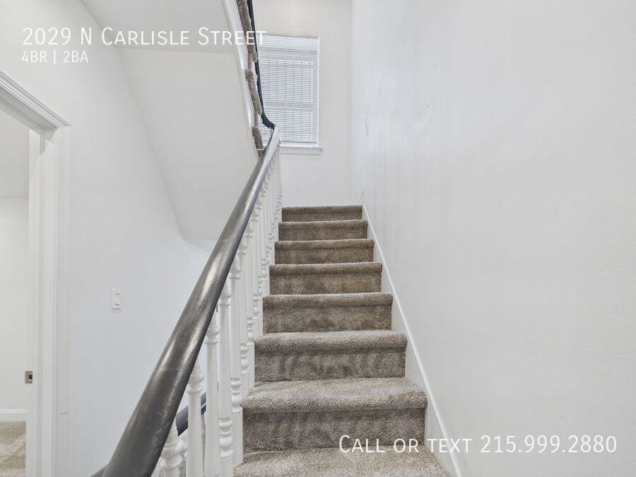 2029 N Carlisle St - Photo 6 of 21