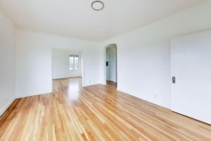 featured image of 3719 Emerson St #09