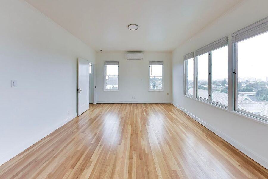 3719 Emerson St #09 - Photo 3 of 26