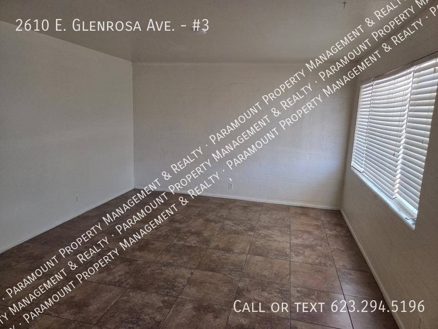 2610 E Glenrosa Ave #3 - Photo 3 of 12