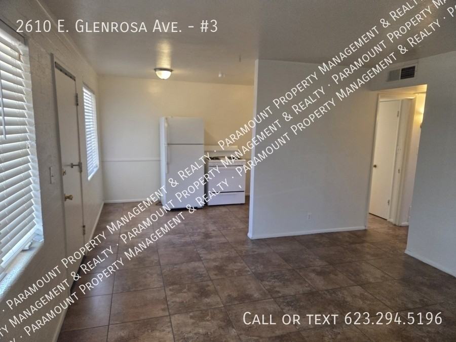 2610 E Glenrosa Ave #3 - Photo 4 of 12