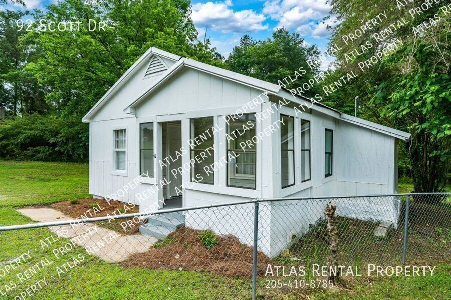 92 Scott Dr - Photo 2 of 19