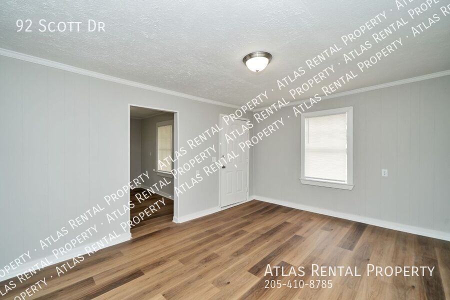 92 Scott Dr - Photo 5 of 19