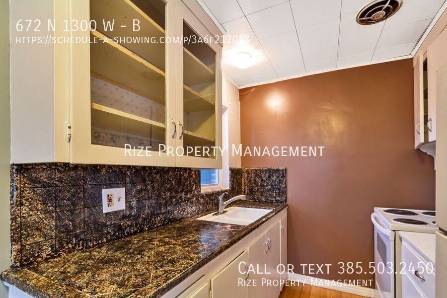 672 N 1300 W #B - Photo 4 of 12