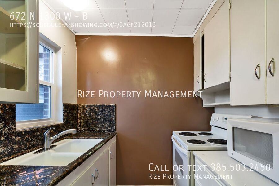 672 N 1300 W #B - Photo 2 of 12