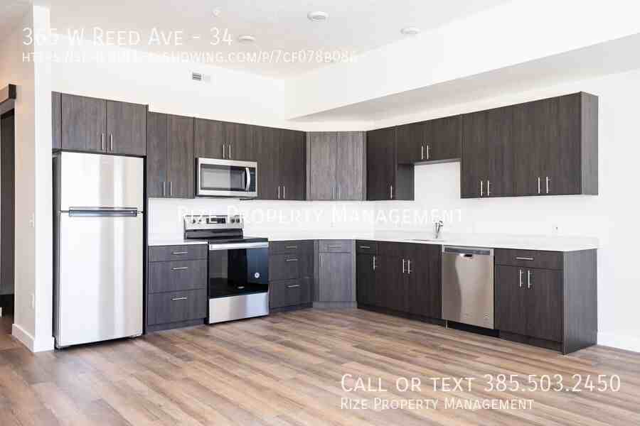 365 W Reed Ave #34 - Photo 4 of 31