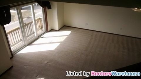 1133 Barclay St - Photo 2 of 15