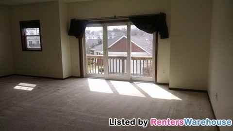 1133 Barclay St - Photo 3 of 15