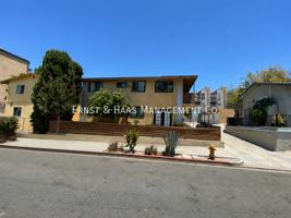 featured image of 426 Golden Ave #03