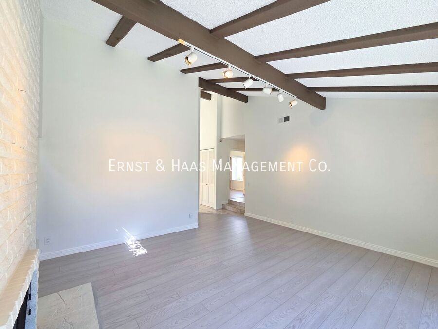 10835 Slater Ave - Photo 6 of 30