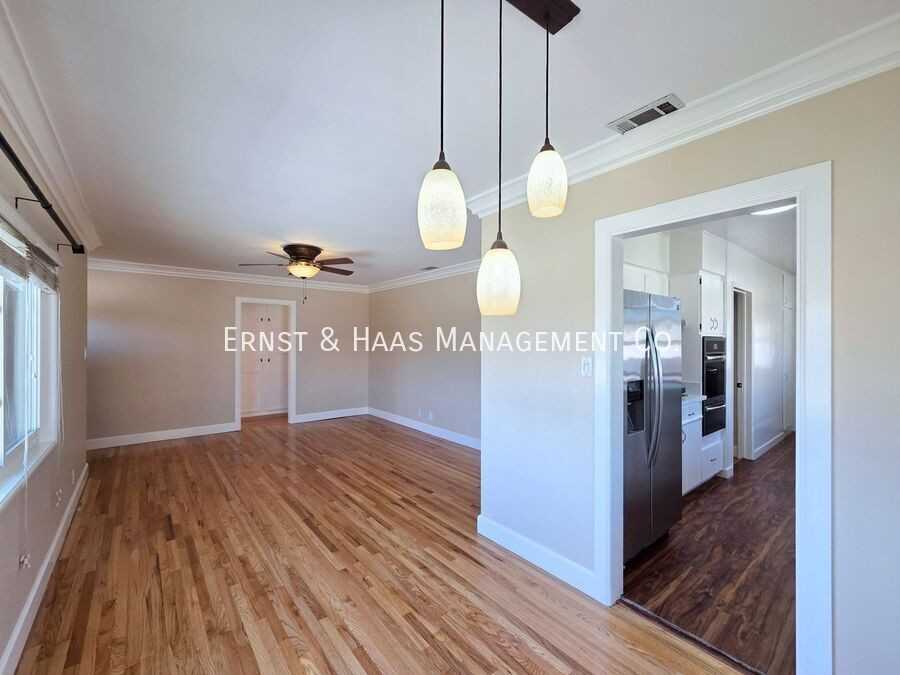 6328 Bigelow St - Photo 5 of 33