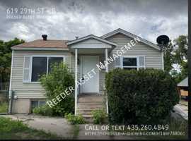 featured image of 619 29th St #B