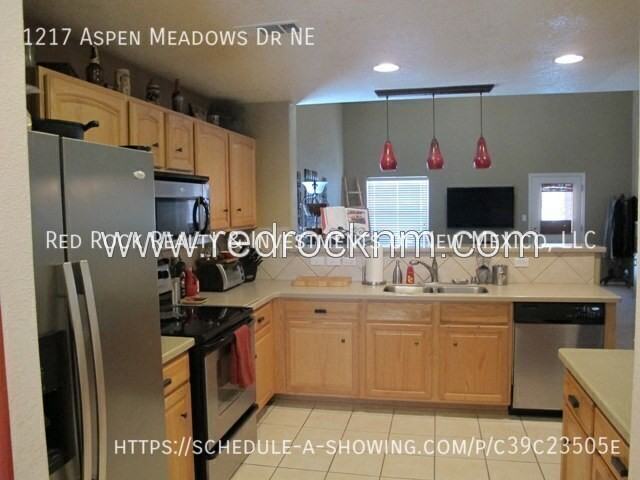 1217 Aspen Meadows Dr Ne - Photo 7 of 17