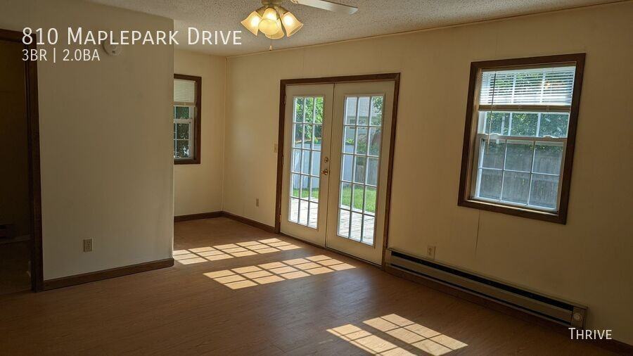 810 Maplepark Dr - Photo 5 of 11