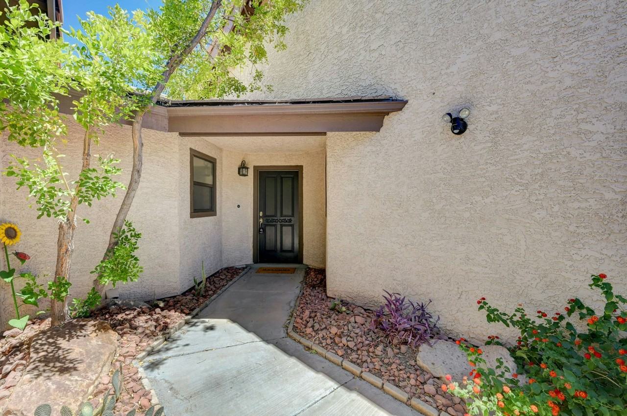 538 Lambeth Ct - Photo 6 of 50