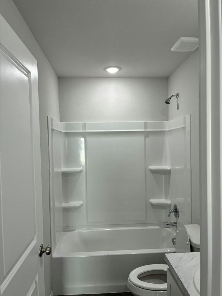 207 Polasek Drive - Photo 7 of 19