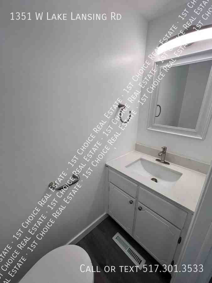 1351 W Lake Lansing Rd - Photo 5 of 15