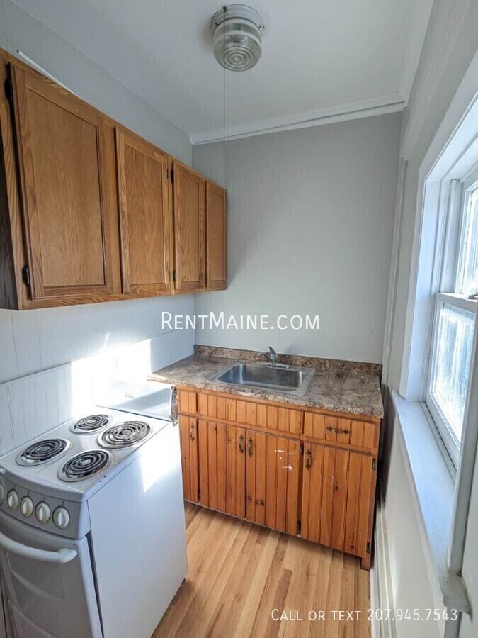 99 Center St #1 - Photo 2 of 8