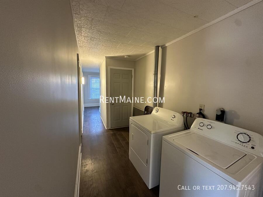 99 Sanford St #B - Photo 3 of 14