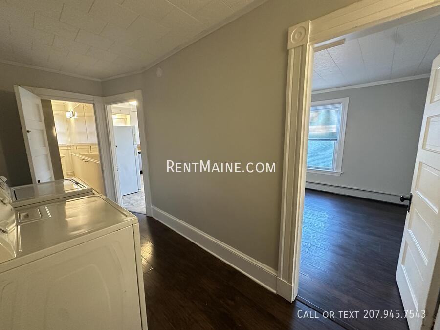 99 Sanford St #B - Photo 6 of 14