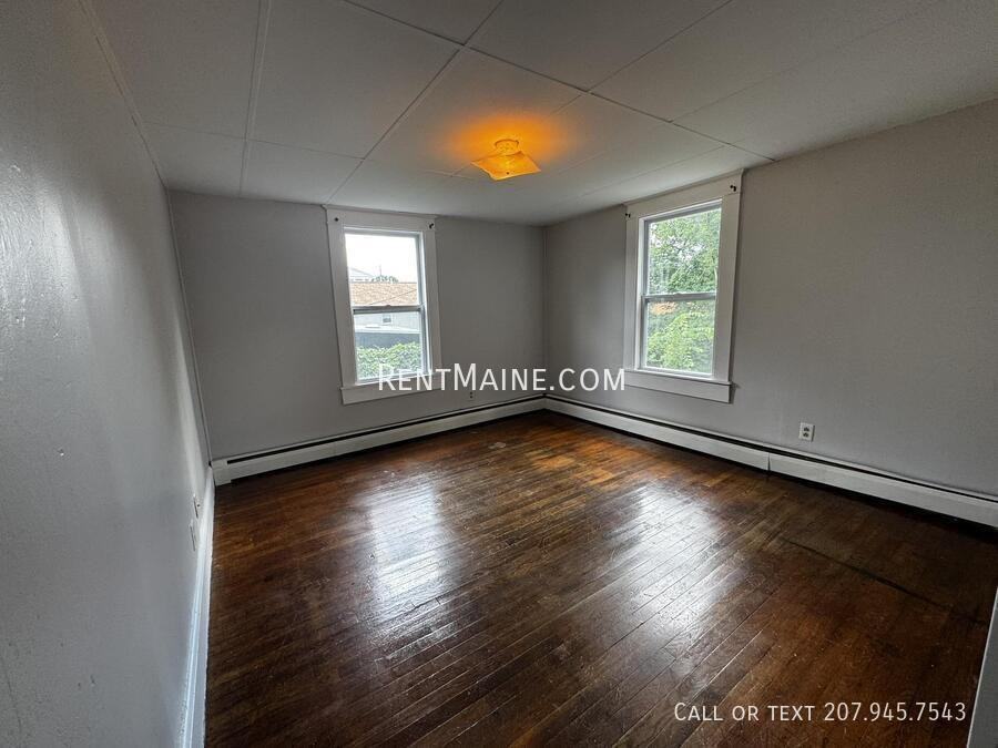 29 Bellevue St #4 - Photo 6 of 9