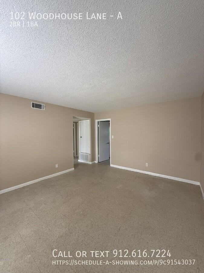 102 Woodhouse Ln #A - Photo 4 of 13