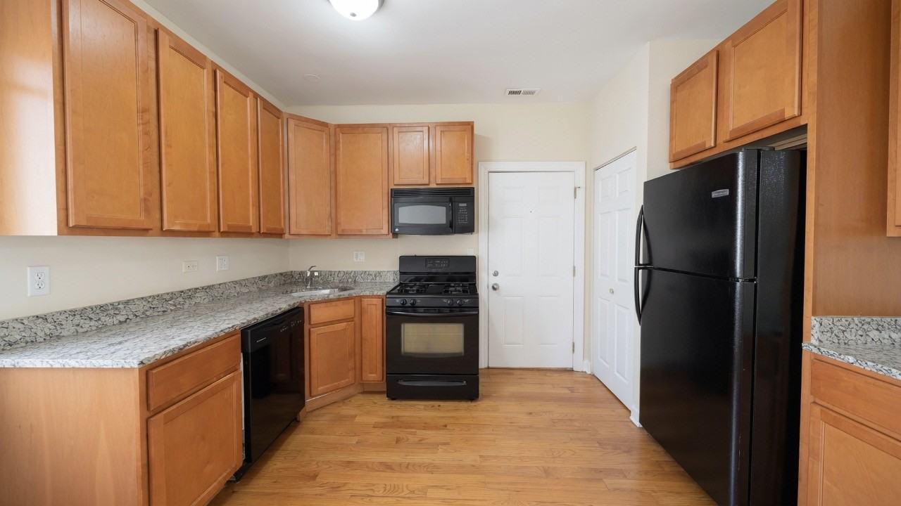 4609 N Kimball Ave #3N - Photo 5 of 7