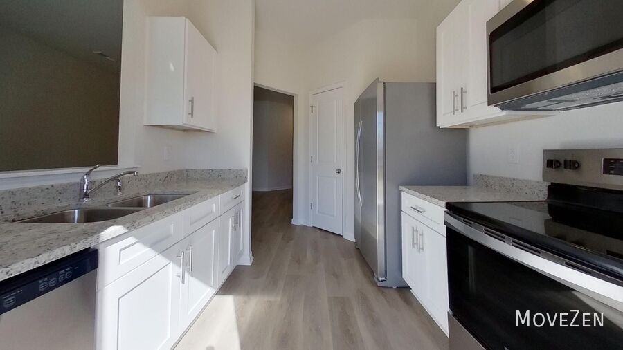 5403 Avery Dr - Photo 5 of 37