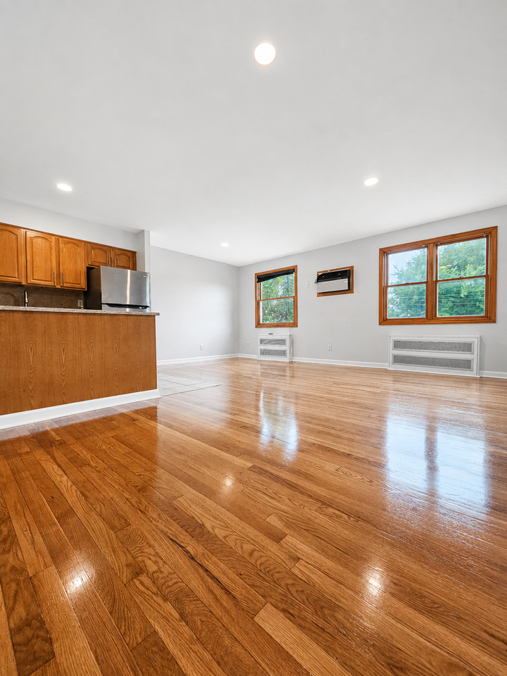 9010 70th Drive, Unit 3 - Photo 2 of 15