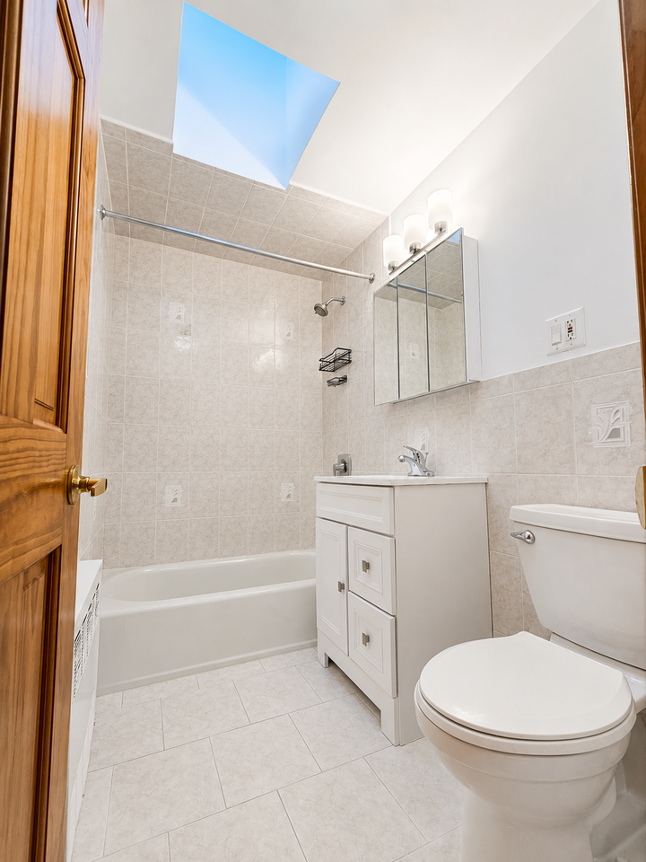 9010 70th Drive, Unit 3 - Photo 6 of 15