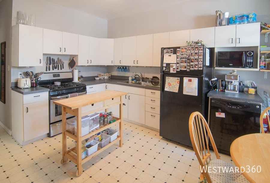 3744 N Clifton Ave #2 - Photo 3 of 11