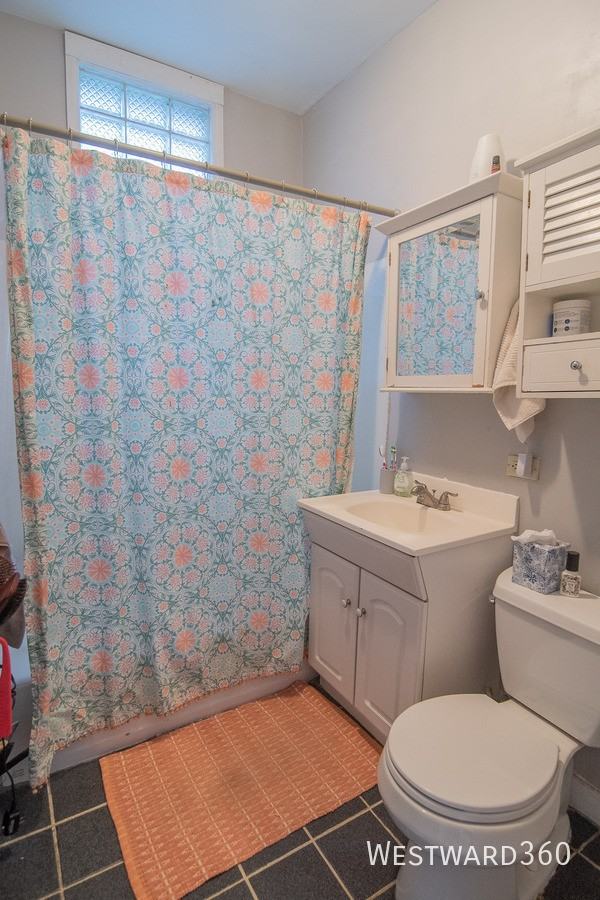 3744 N Clifton Ave #2 - Photo 7 of 11