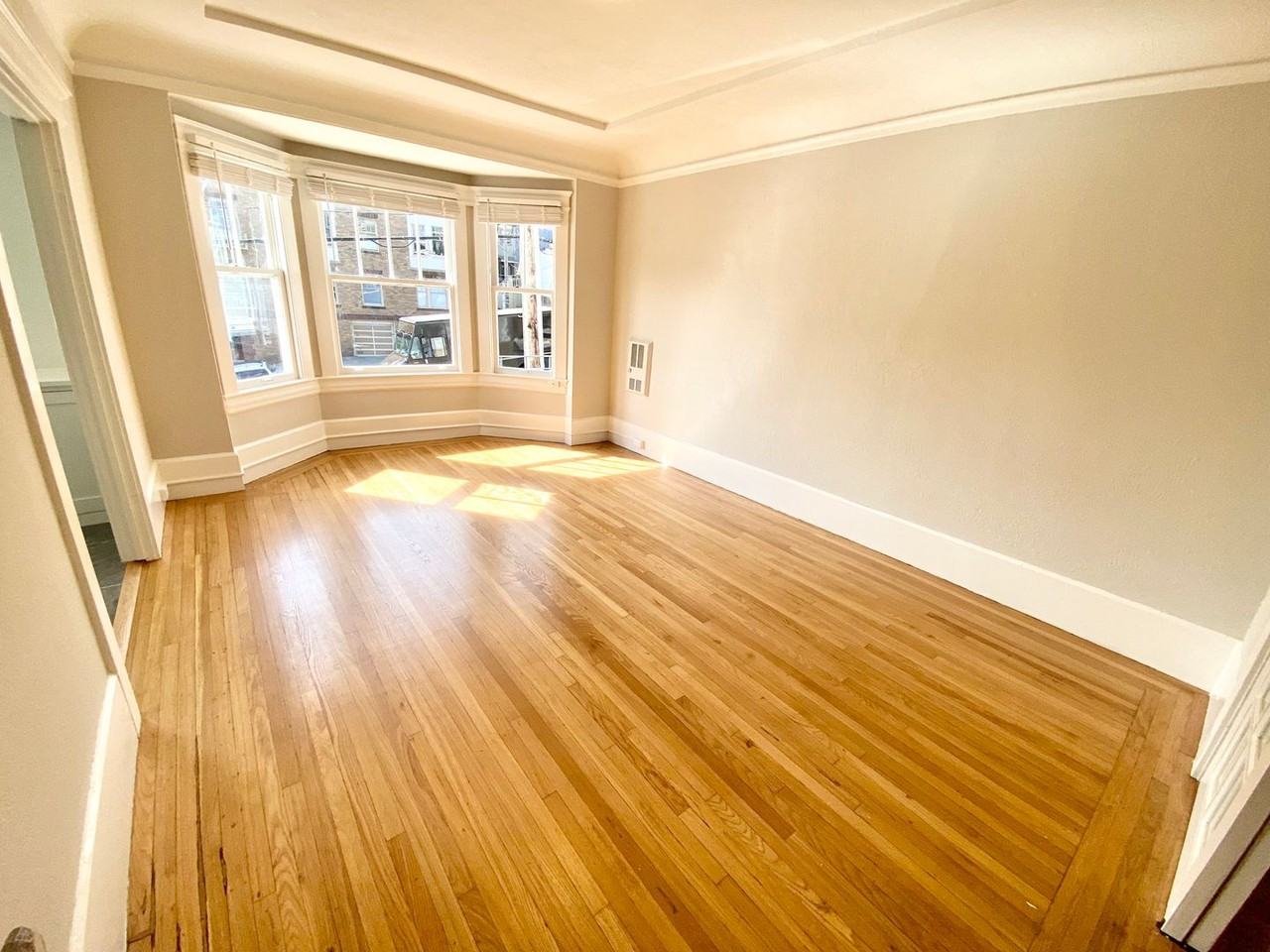 1888 Golden Gate Ave #14 - Photo 3 of 26